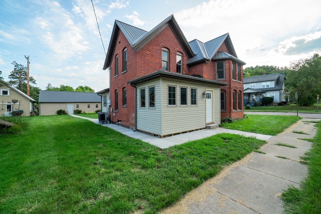 23913 Adams Street Property Photo 31