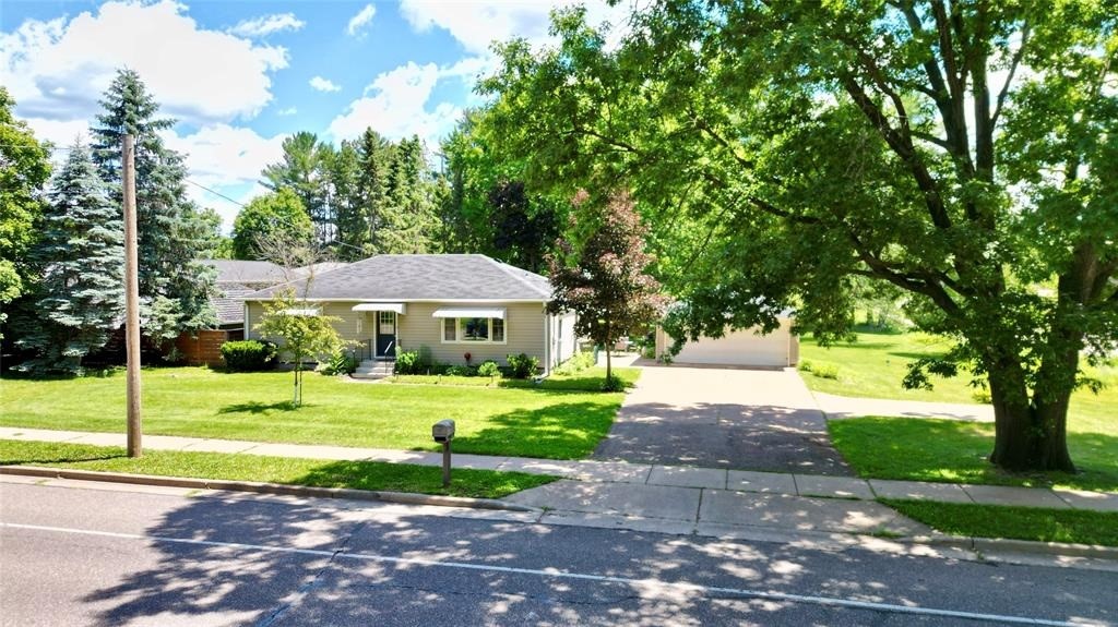 3719 Rudolph Road Property Photo 2