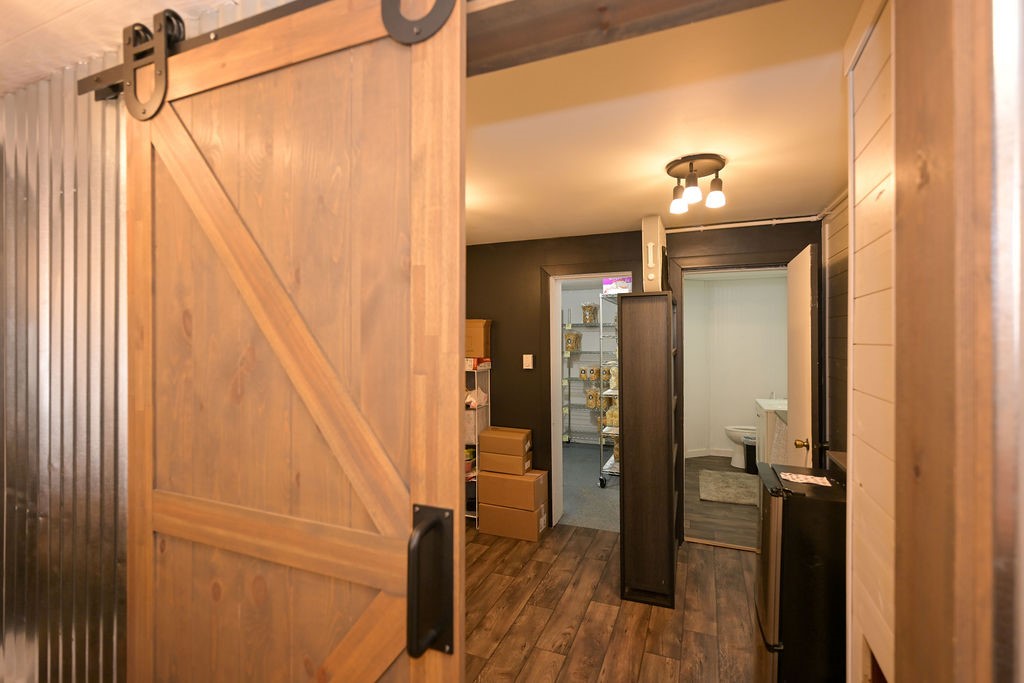 233 Walnut Street Property Photo 12