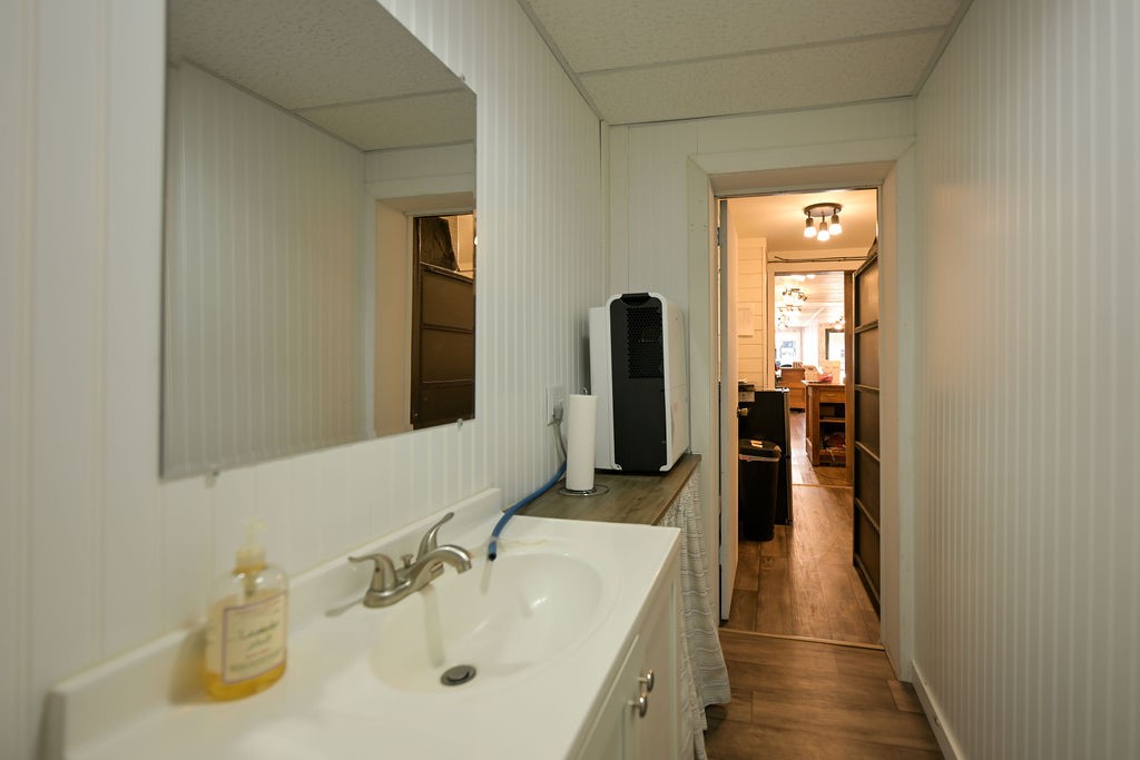 233 Walnut Street Property Photo 18