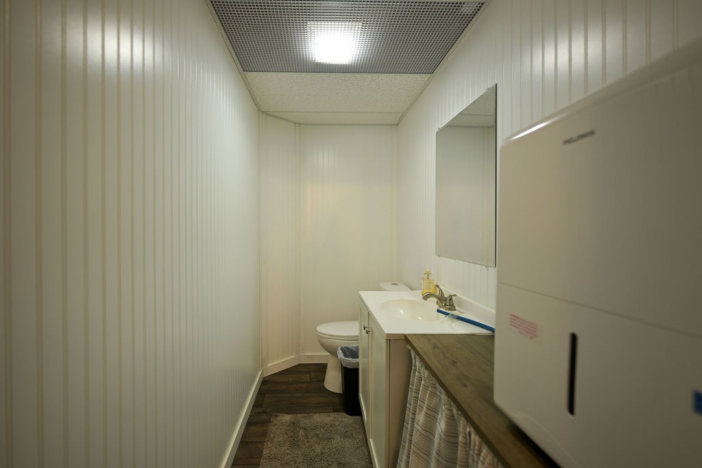 233 Walnut Street Property Photo 19