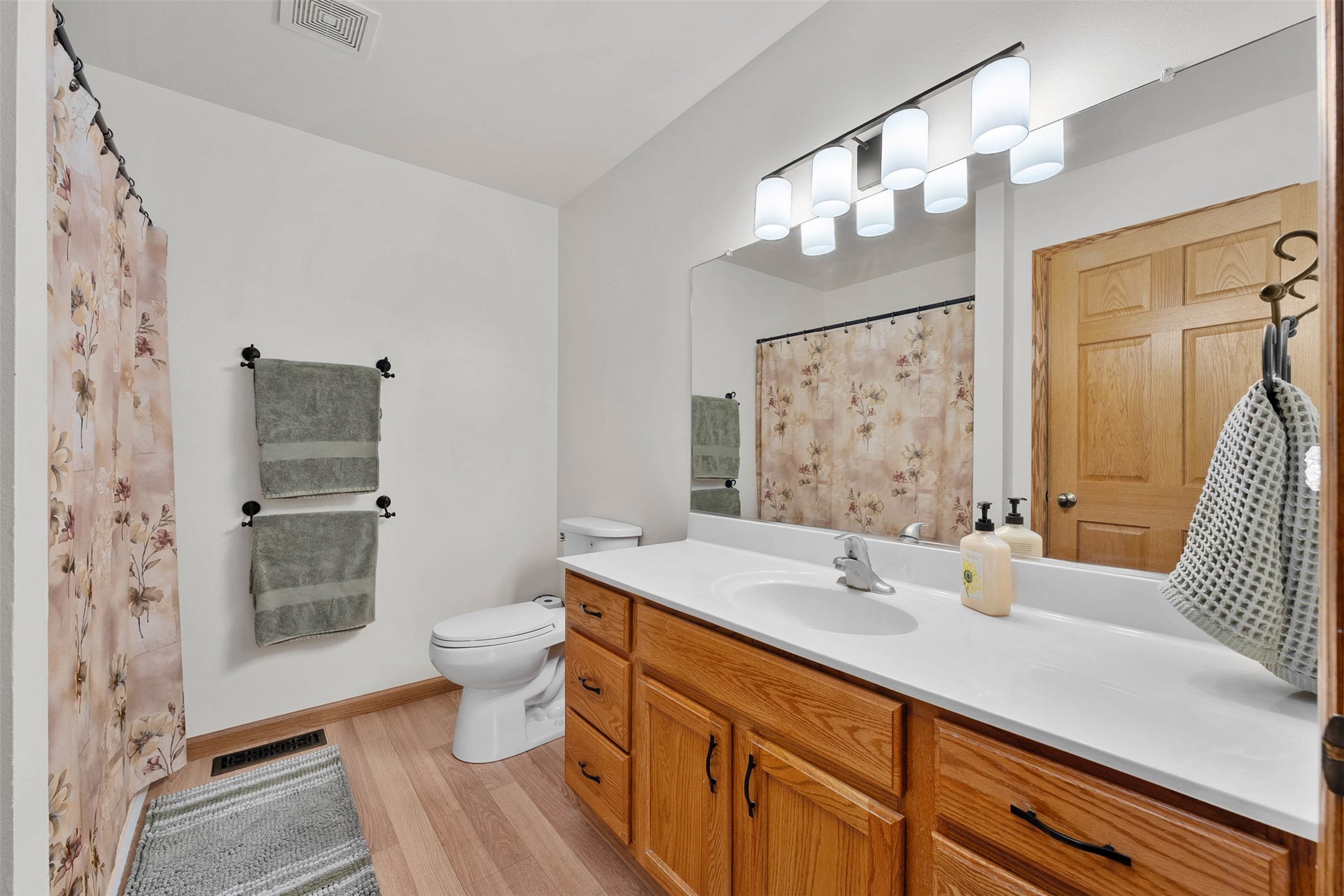 221 La Mans Lane Property Photo 19