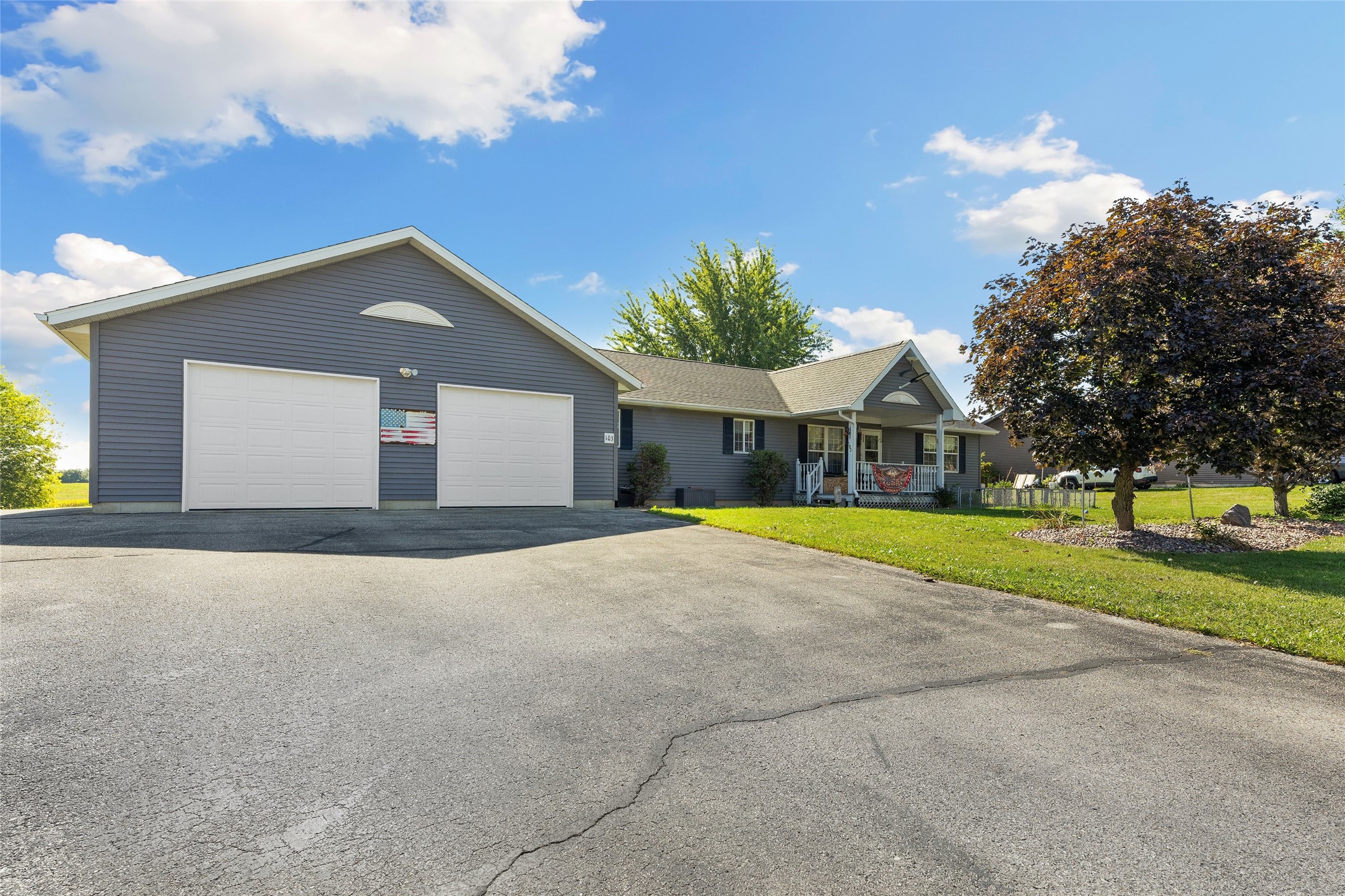 103 Whitespire Drive Property Photo 1