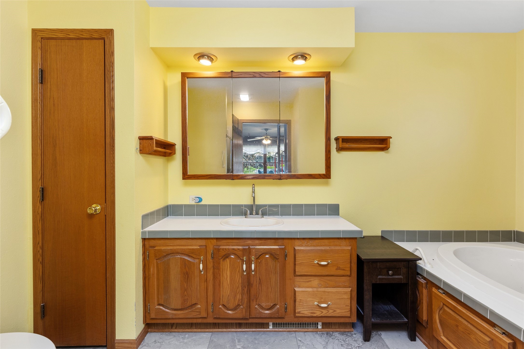 103 Whitespire Drive Property Photo 11