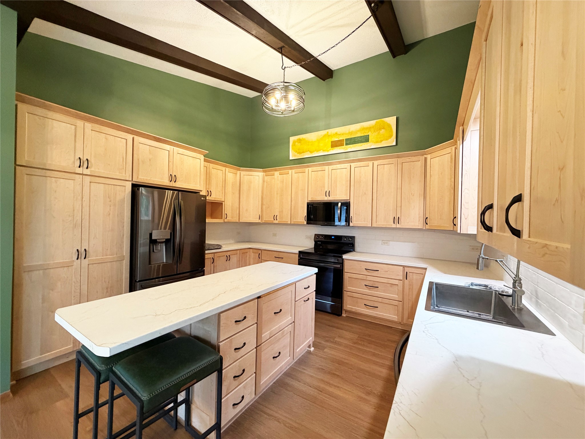1006 N Wisconsin Avenue Property Photo 5