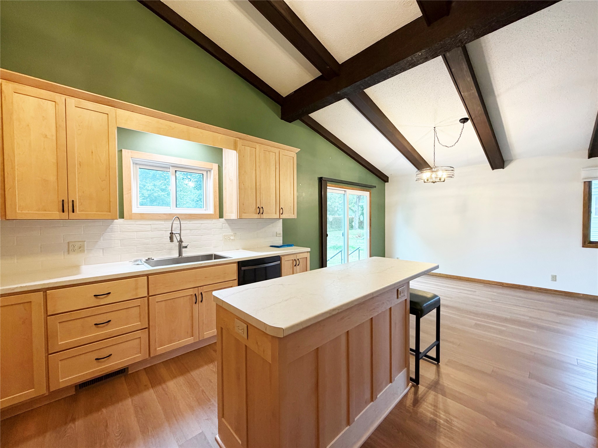 1006 N Wisconsin Avenue Property Photo 7