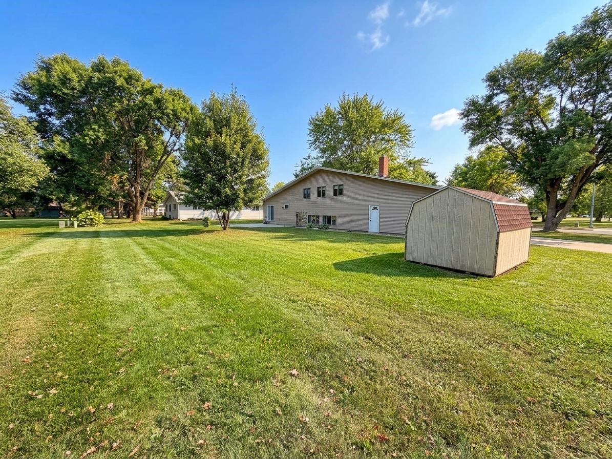 1006 N Wisconsin Avenue Property Photo 33