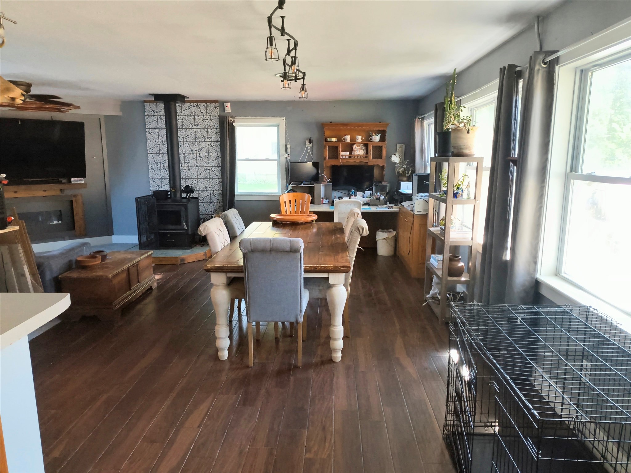 24174 6th Street Property Photo 9