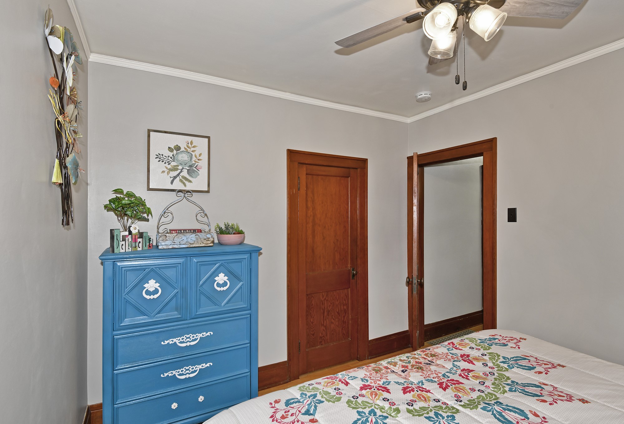 1716 6th Street E Property Photo 8