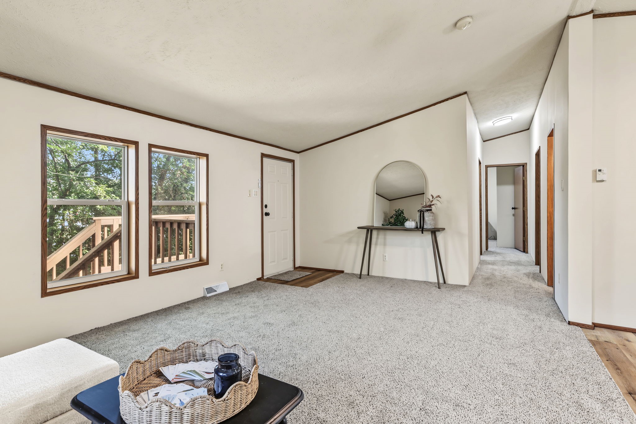 3107 W Folsom Street Property Photo 6