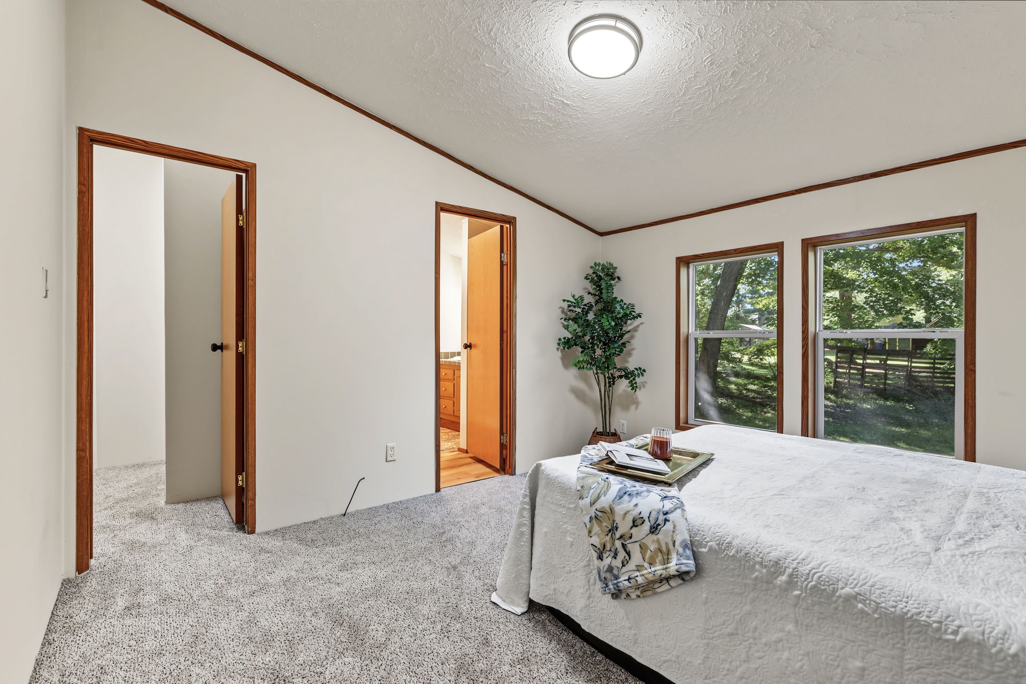 3107 W Folsom Street Property Photo 20