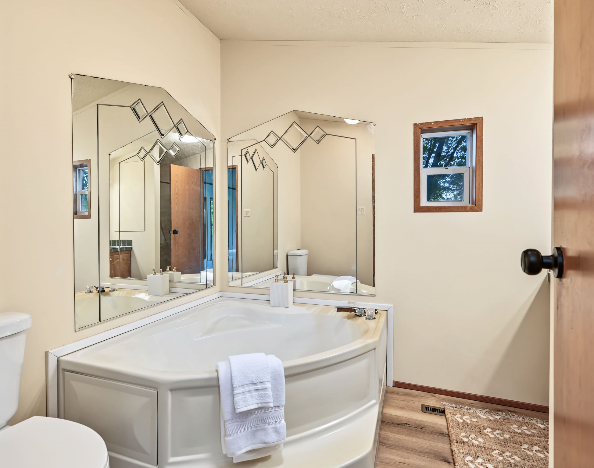3107 W Folsom Street Property Photo 21