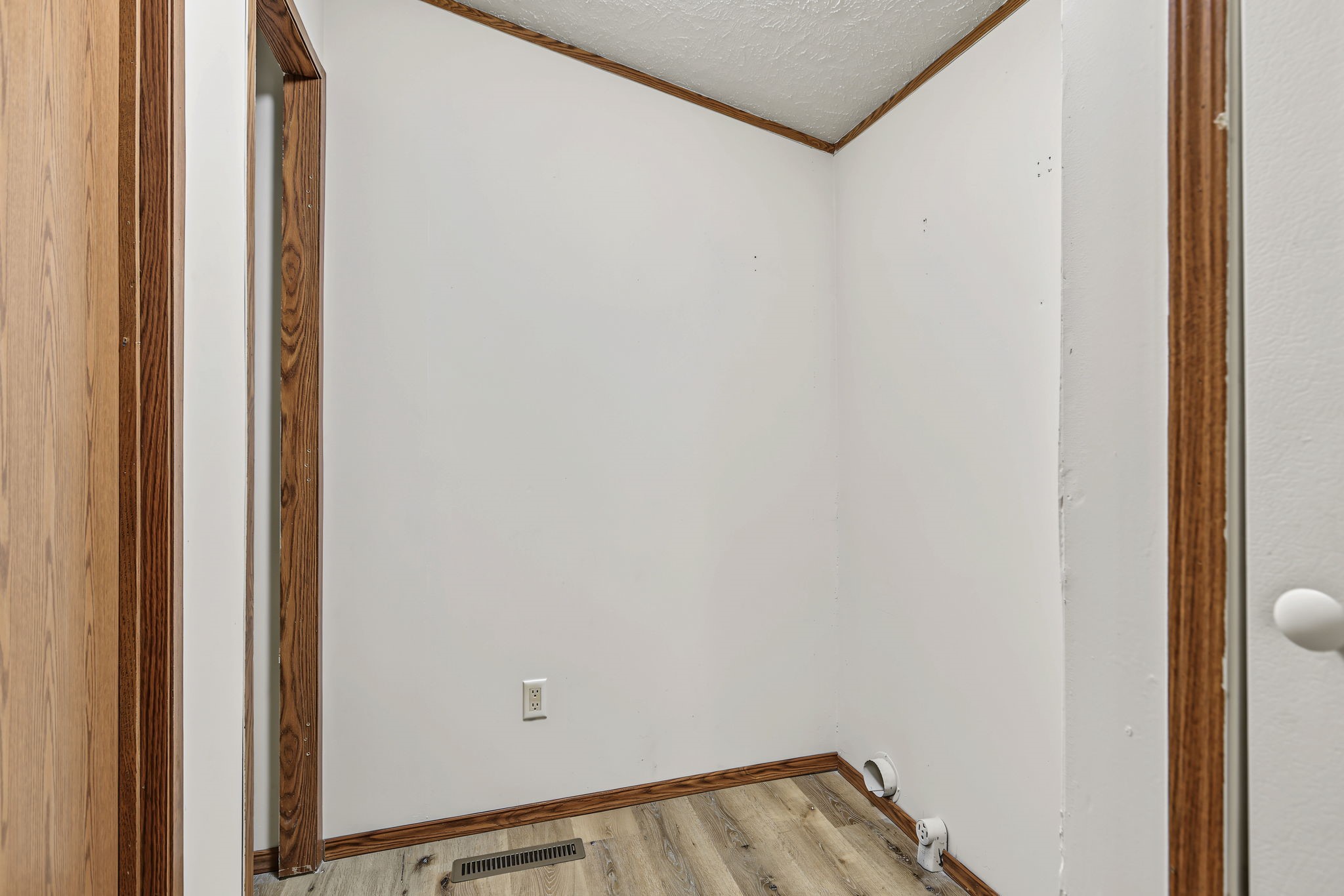 3107 W Folsom Street Property Photo 27