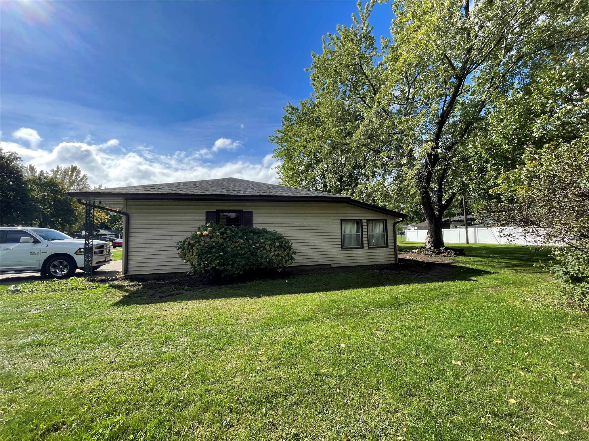 3336 Trimble Street Property Photo 6