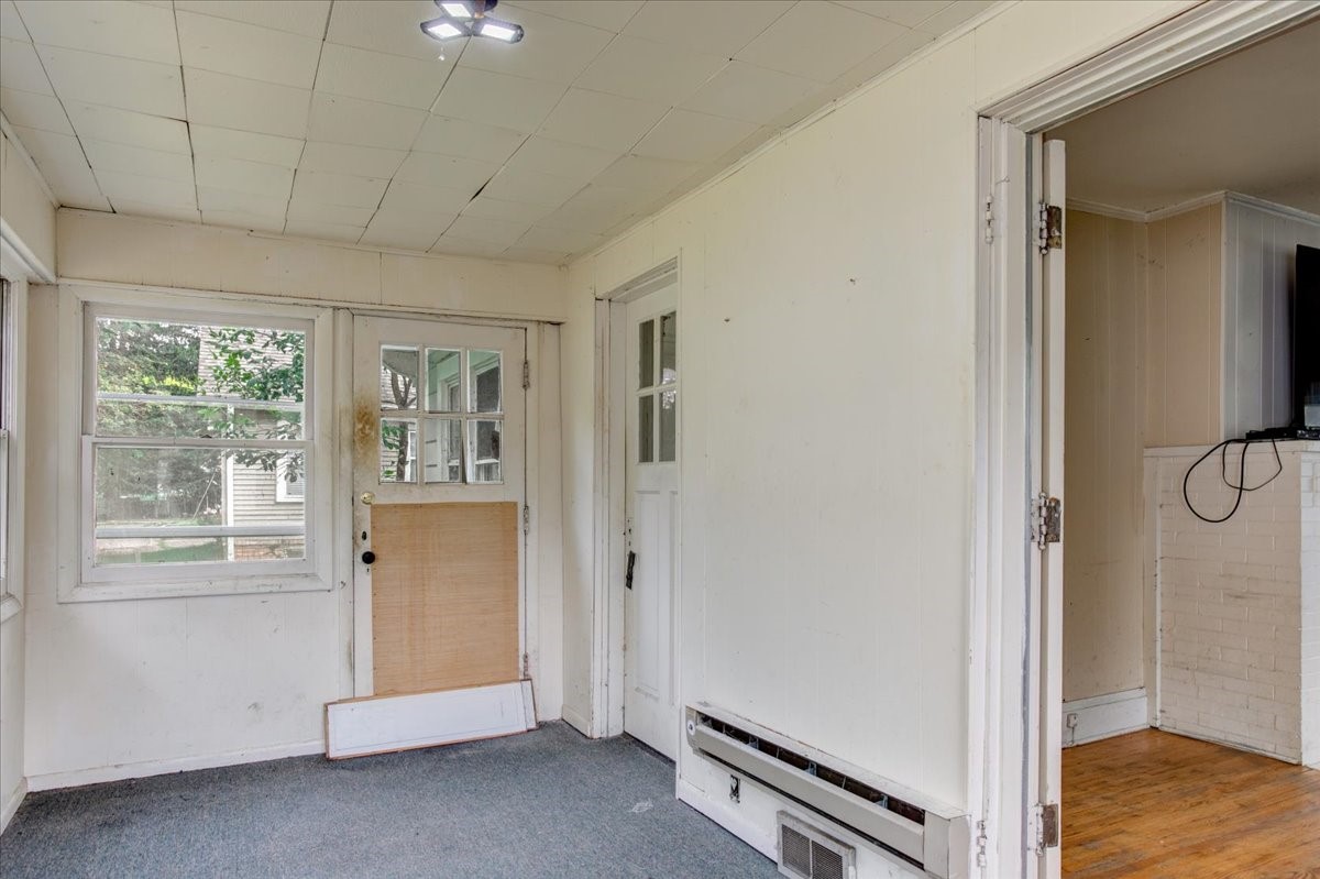 519 W 12th Avenue Property Photo 7