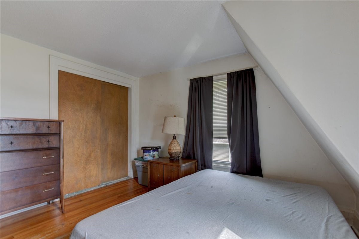 519 W 12th Avenue Property Photo 21