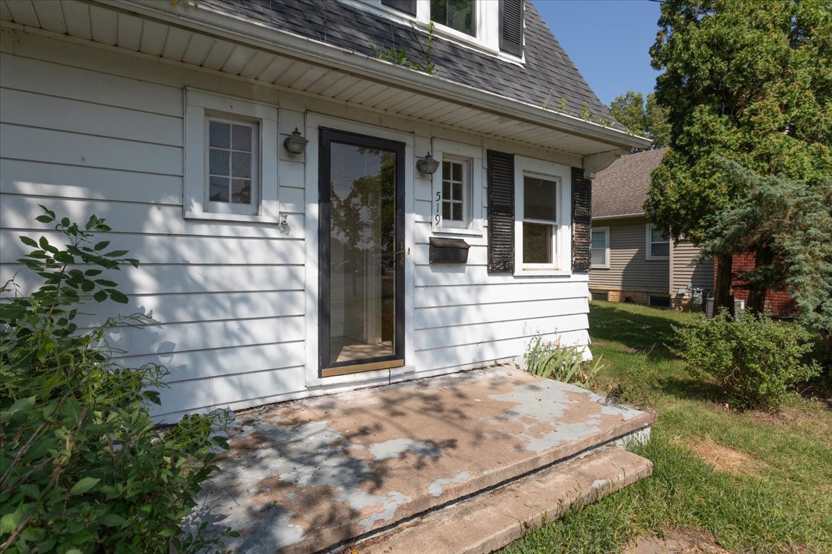 519 W 12th Avenue Property Photo 30
