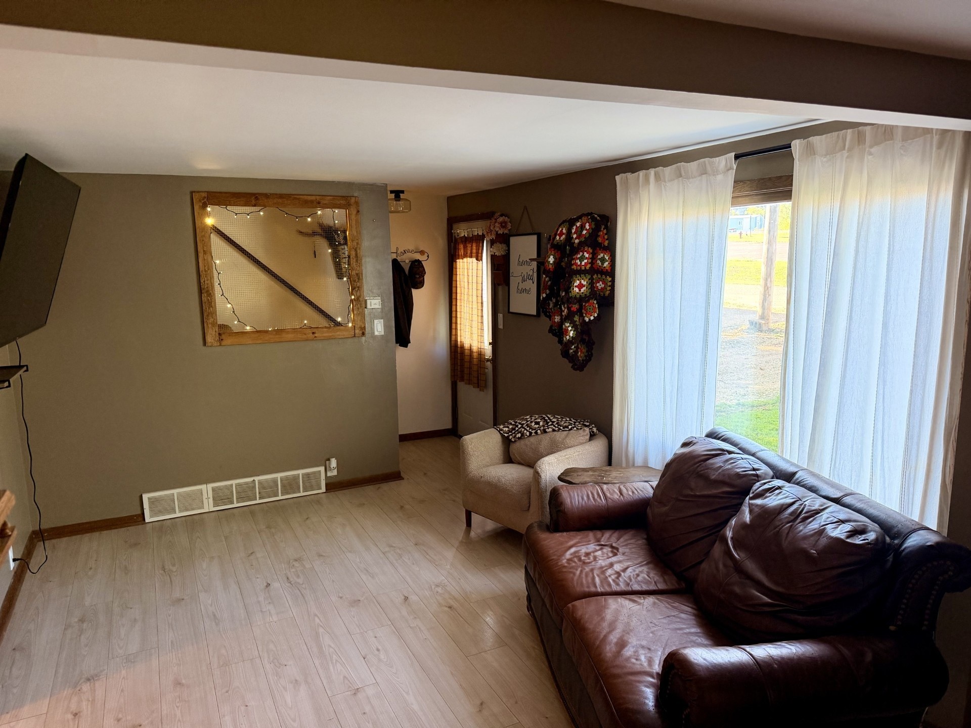 430 6th Avenue Property Photo 2