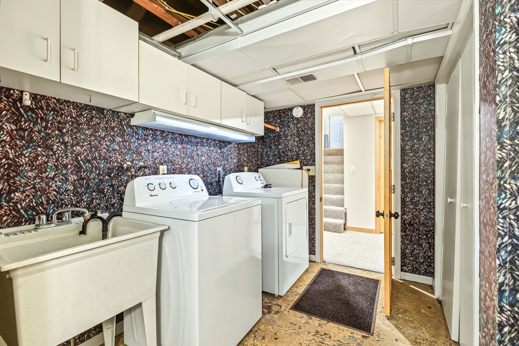 1616 Emery Street Property Photo 34