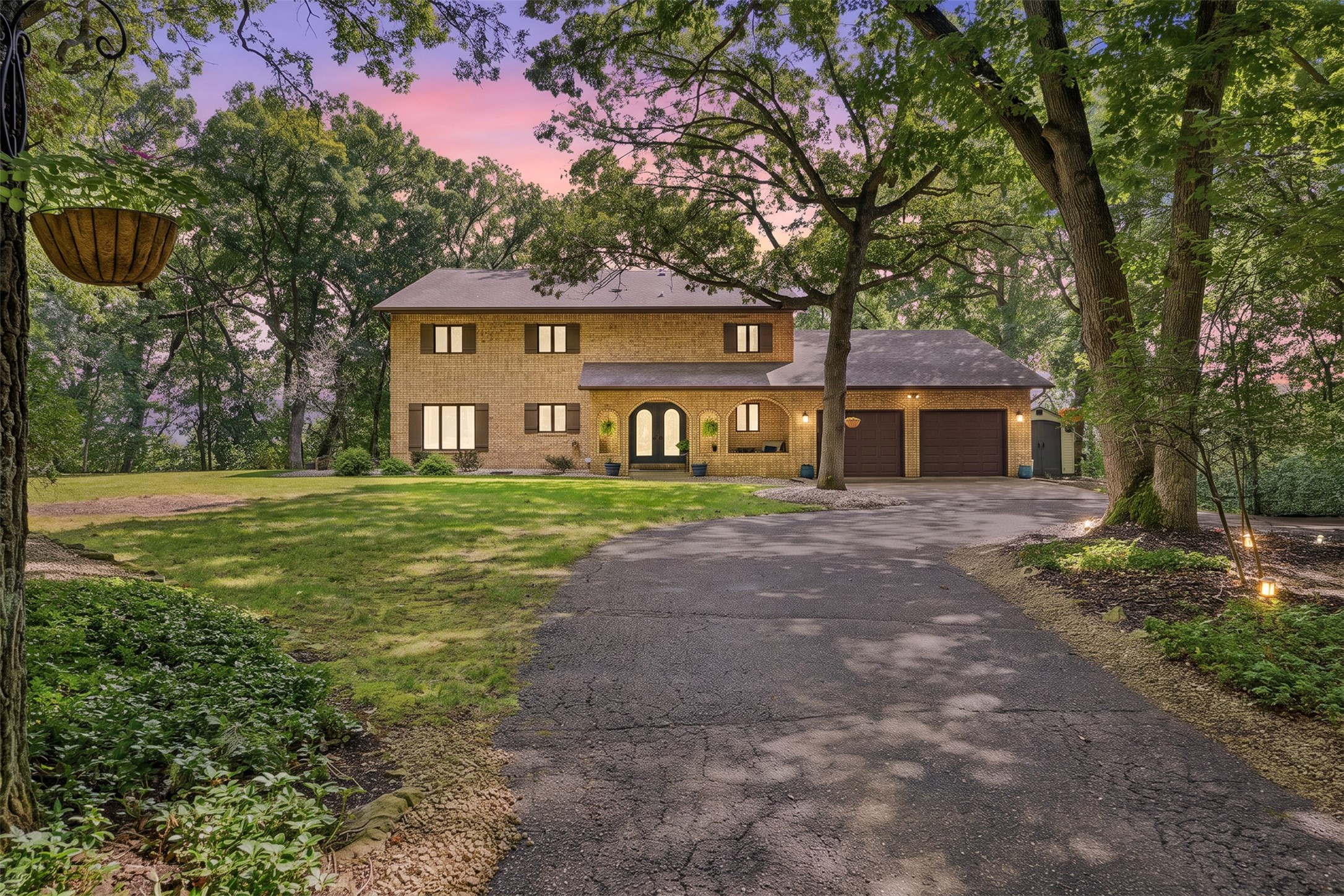 7865 Blue Valley Drive S Property Photo 1