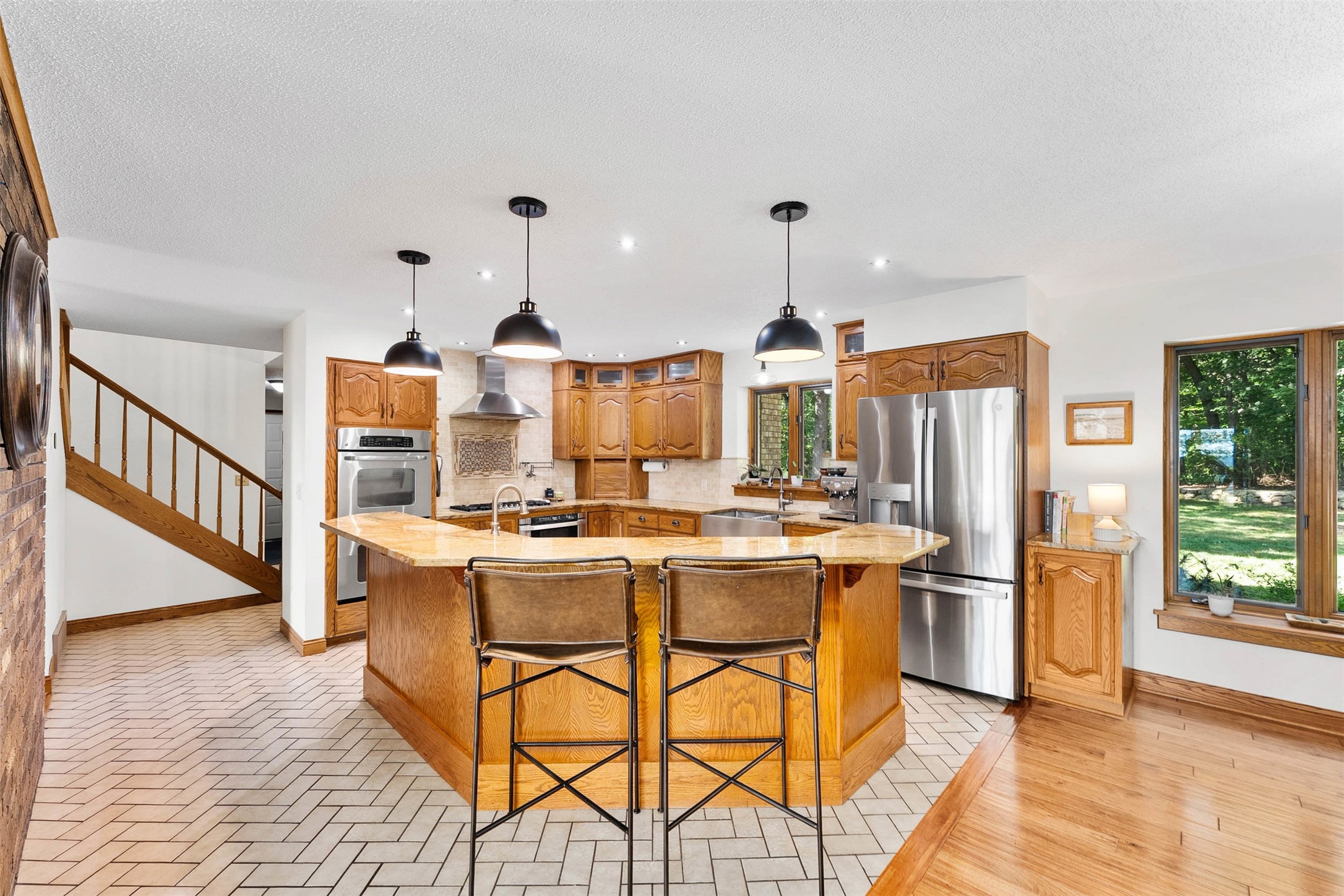 7865 Blue Valley Drive S Property Photo 10