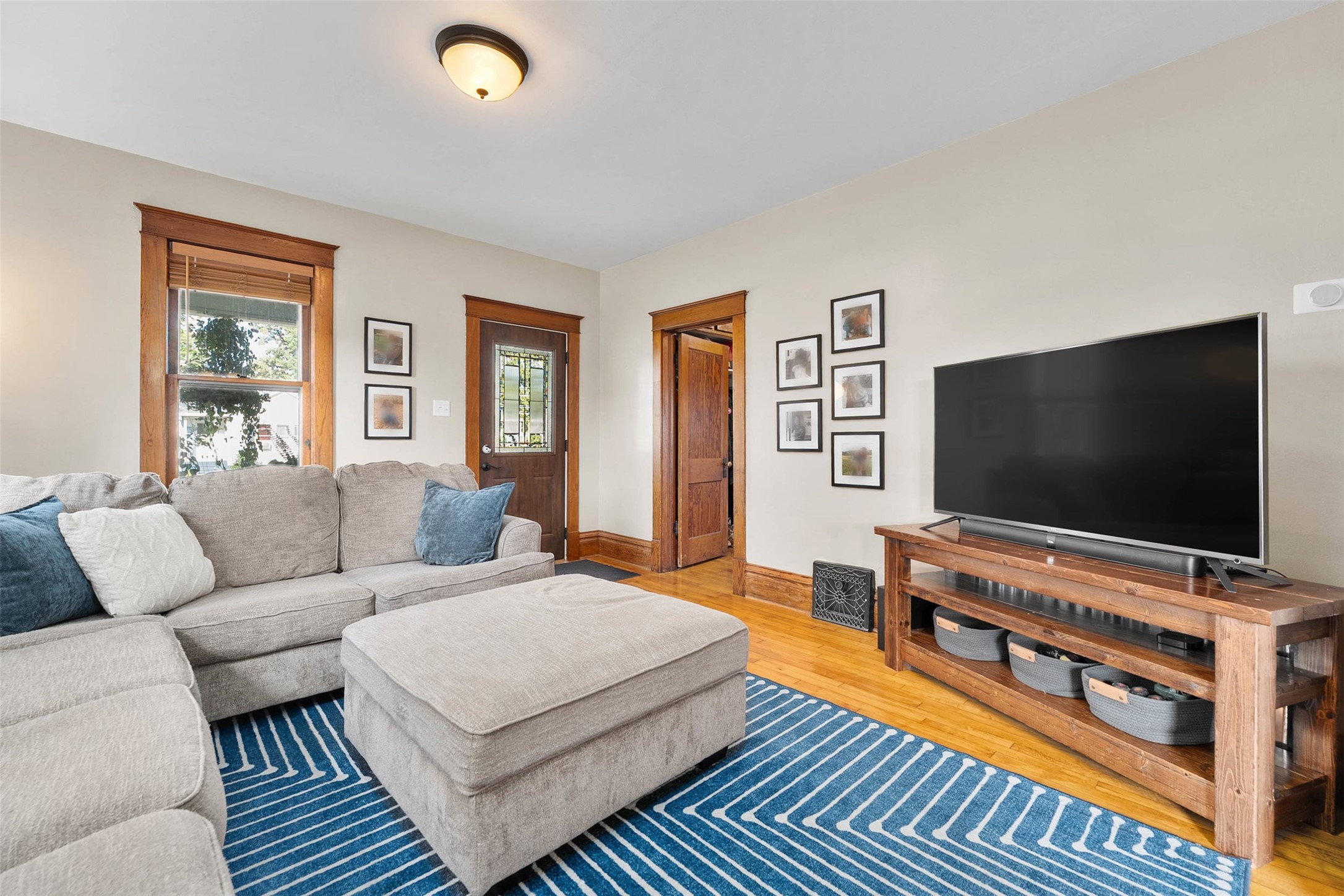 50768 Charles Street Property Photo 7