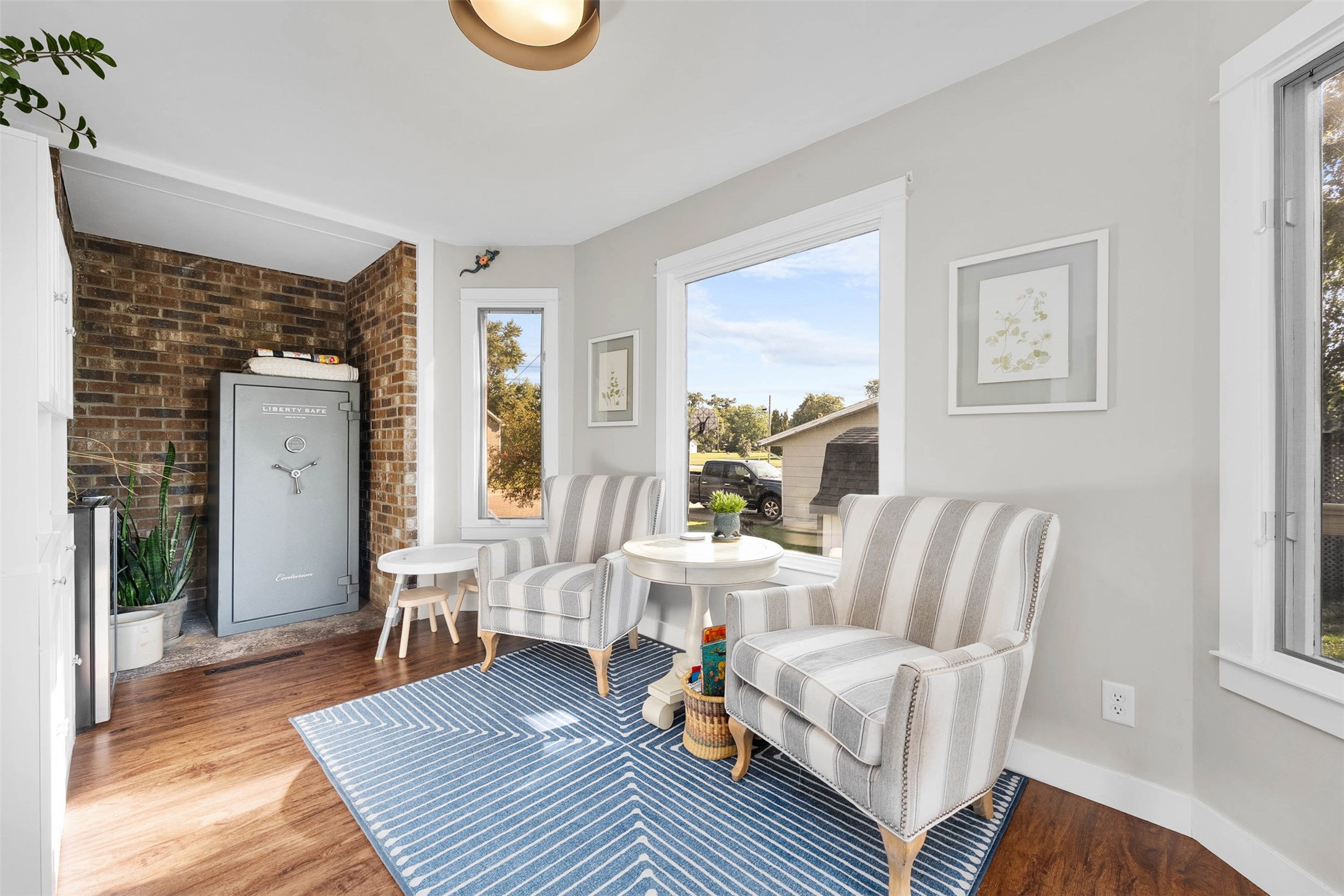 50768 Charles Street Property Photo 15