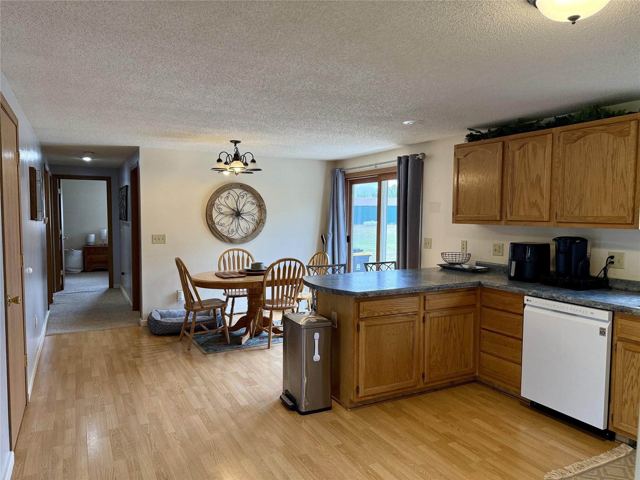 10117 Olker Road Property Photo 5