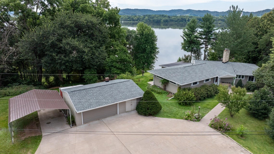 W3111 State Road 16 Property Photo 11