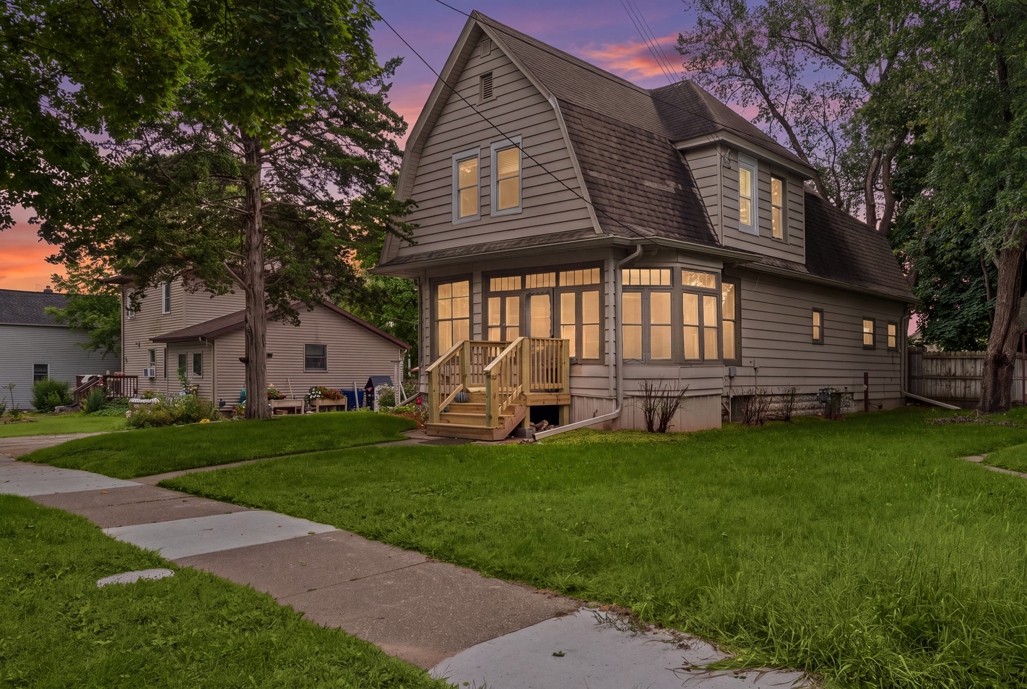 421 Hill Street Property Photo 1