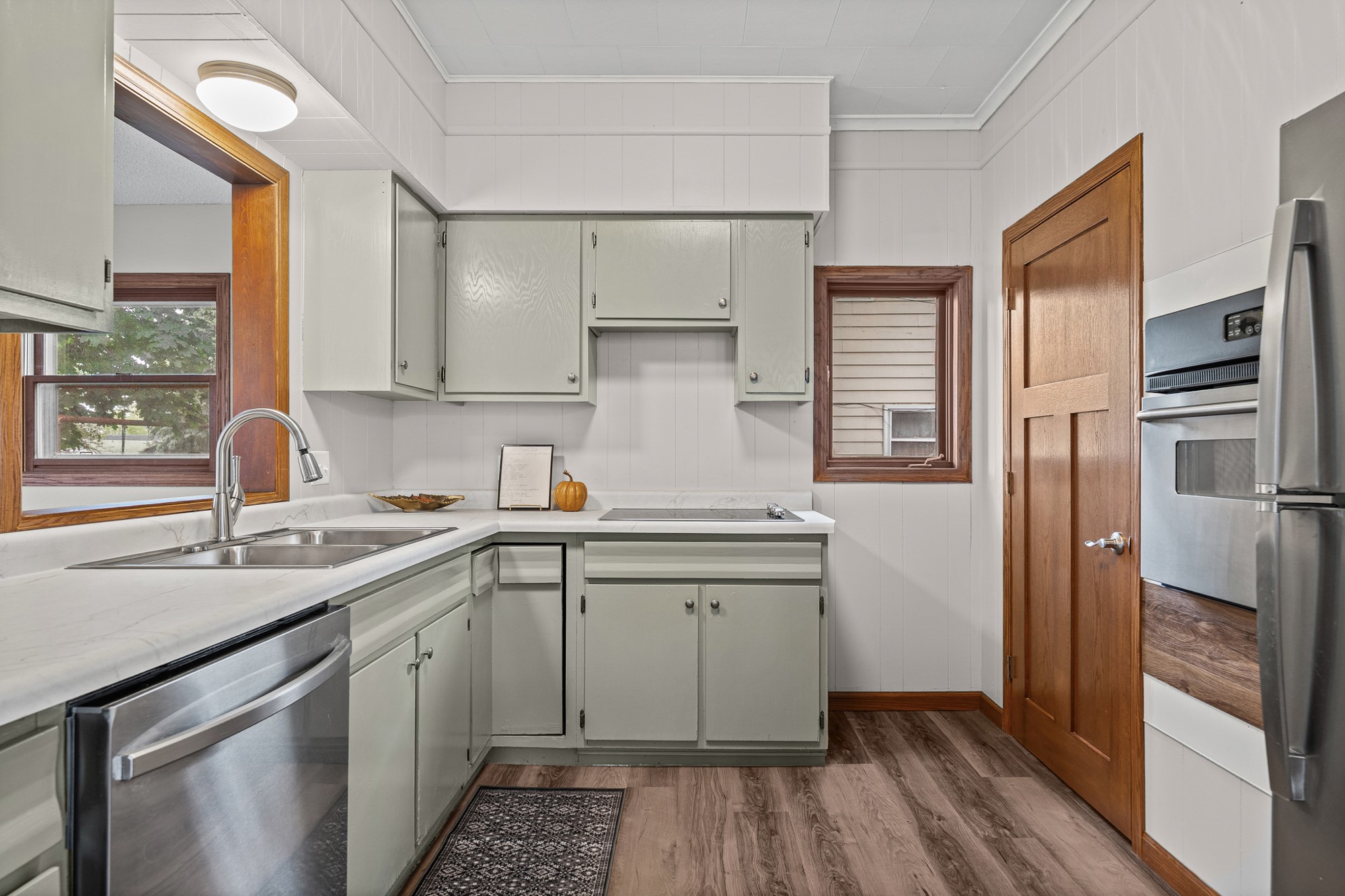 421 Hill Street Property Photo 14