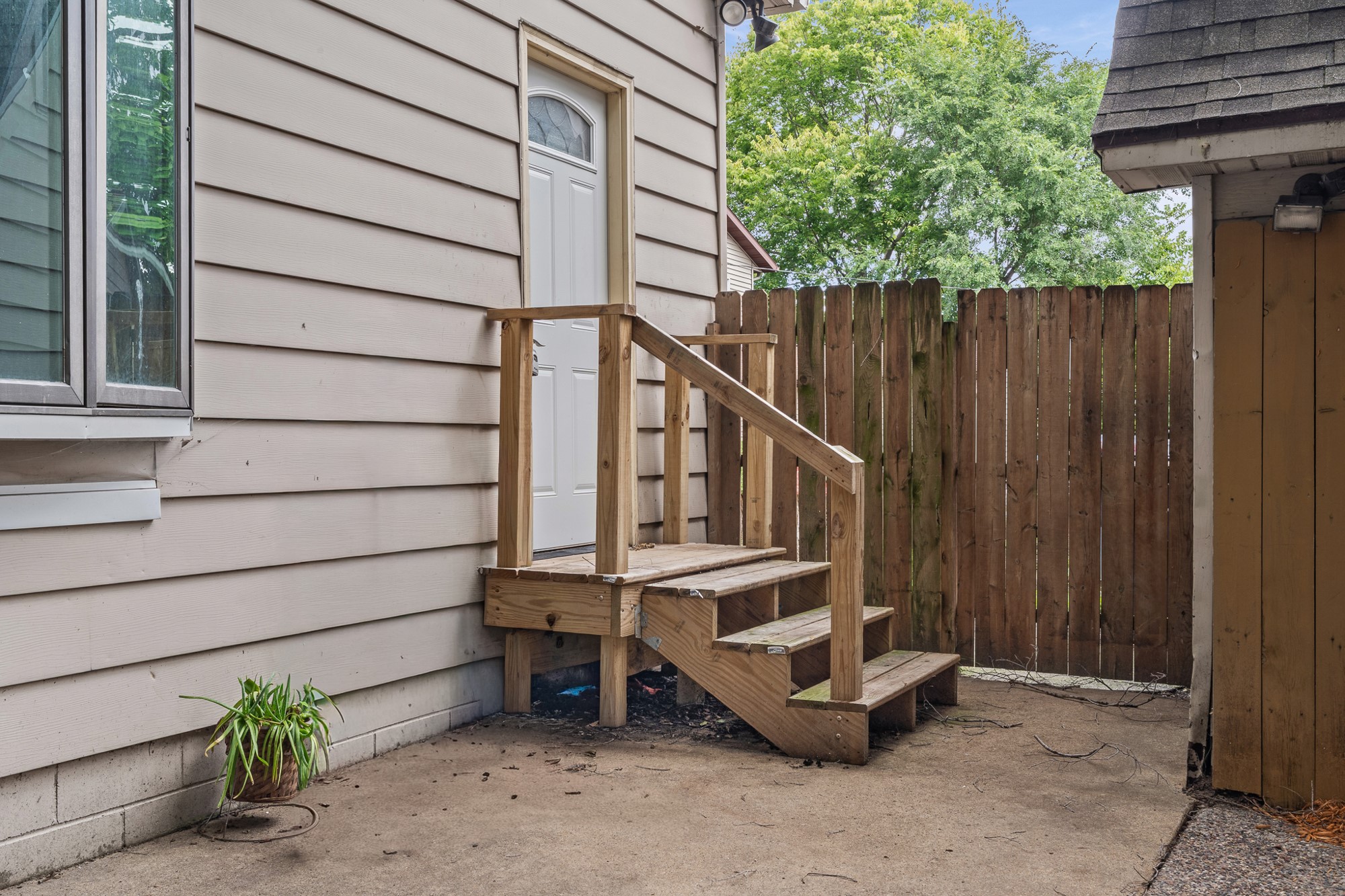 421 Hill Street Property Photo 26