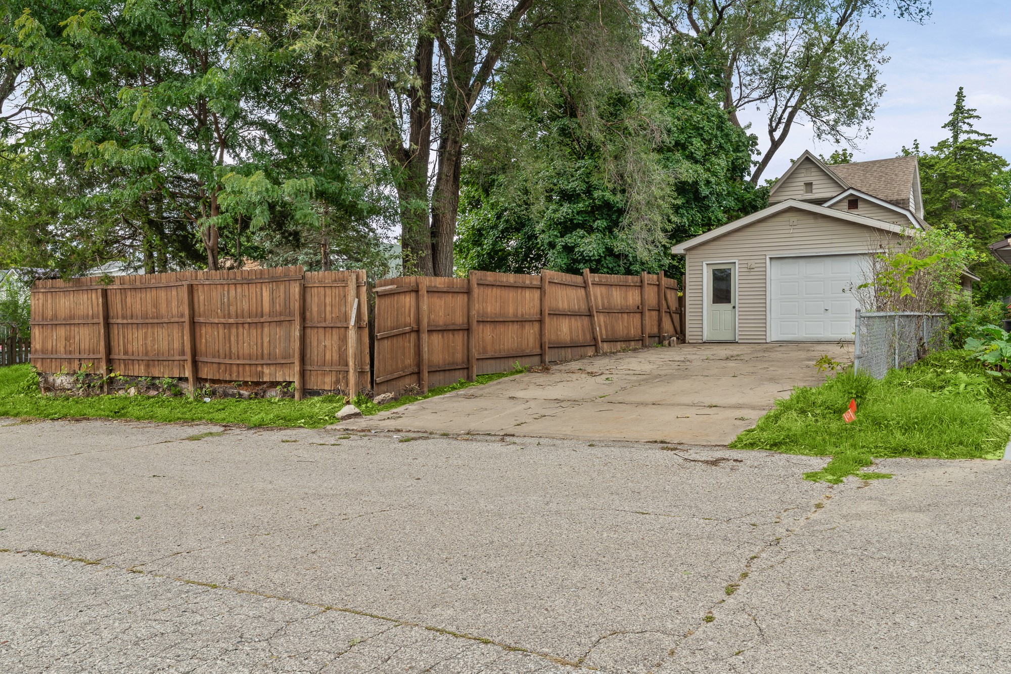 421 Hill Street Property Photo 29