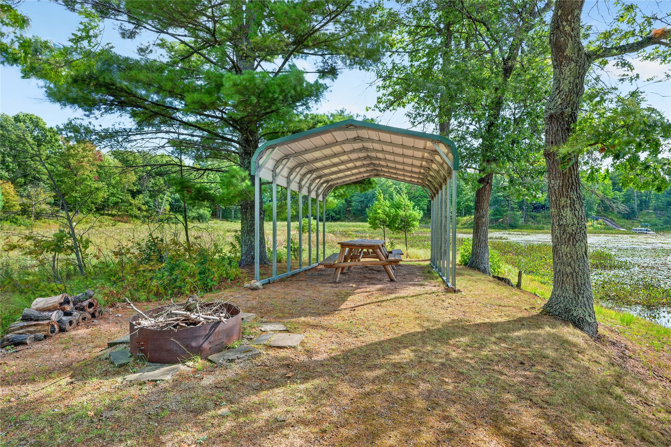 7183 Fremsted Road Property Photo 12