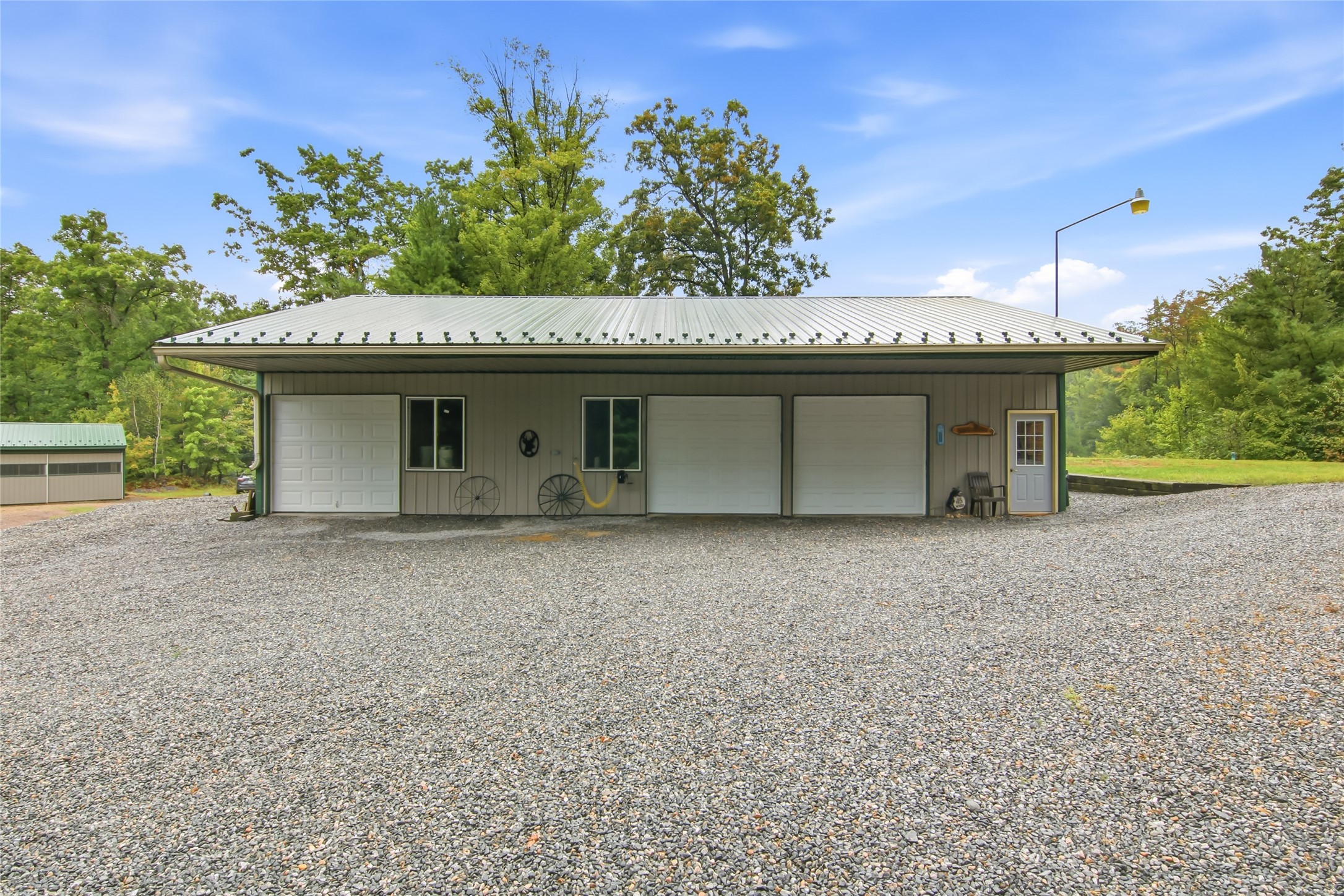 9025 S County Road H Property Photo 32