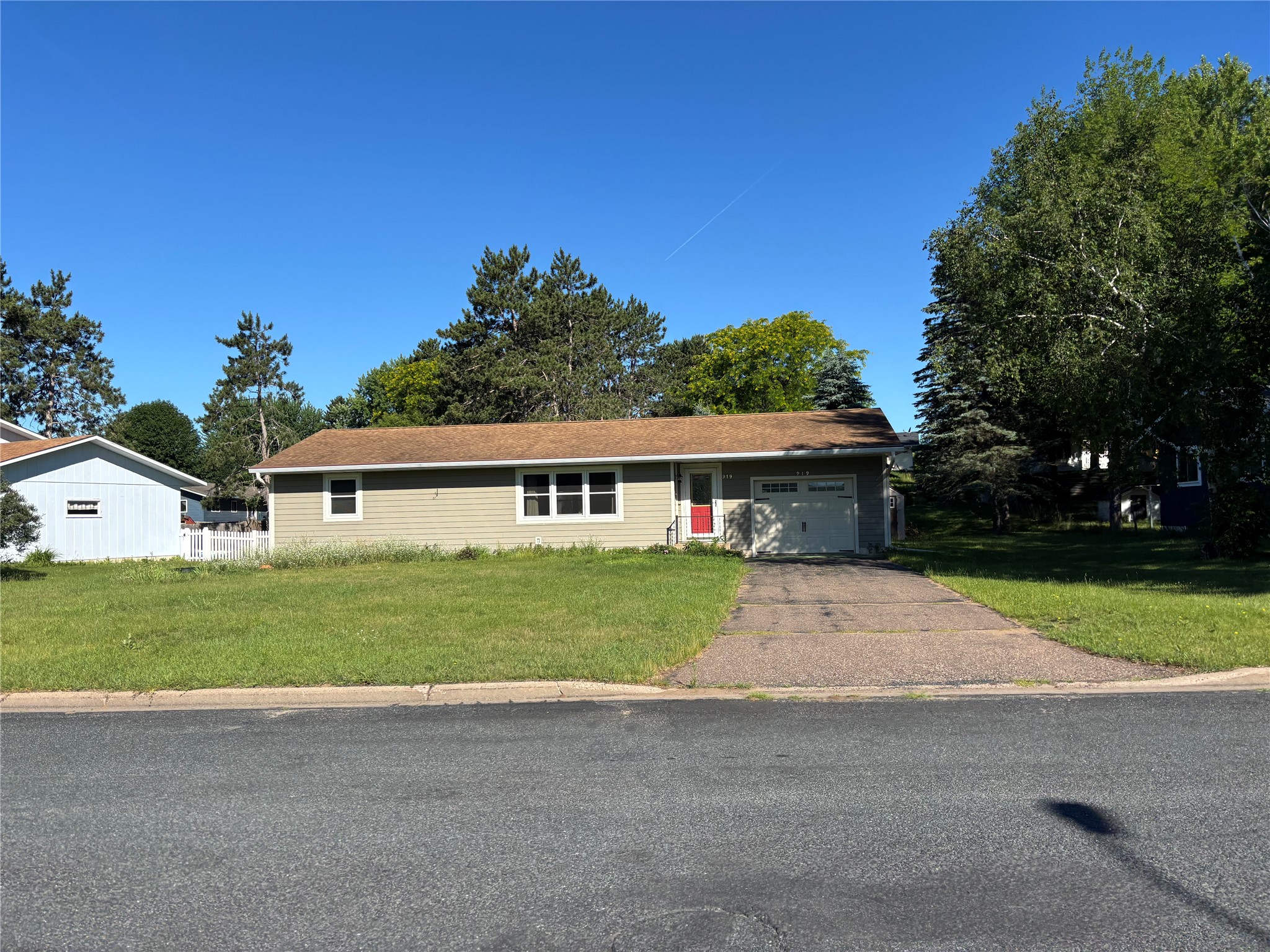 919 Ingalls Road Sw Property Photo 1