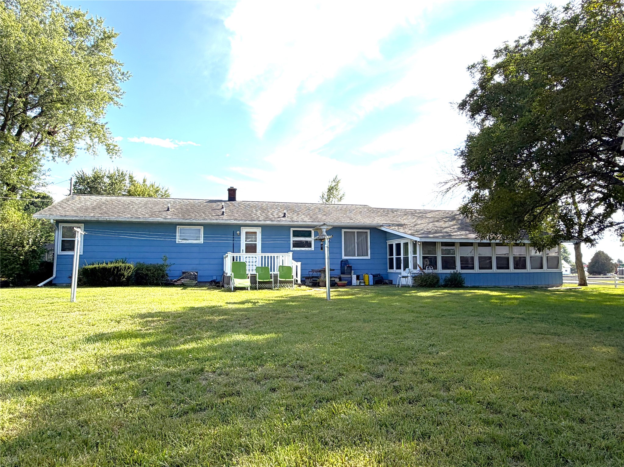 331 4th Street Property Photo 2