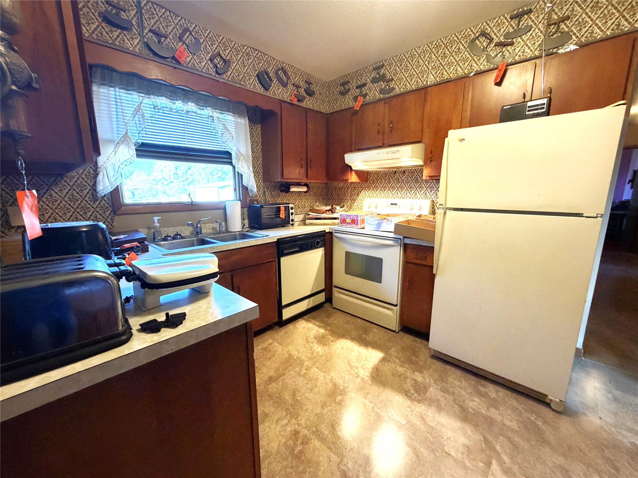 331 4th Street Property Photo 6