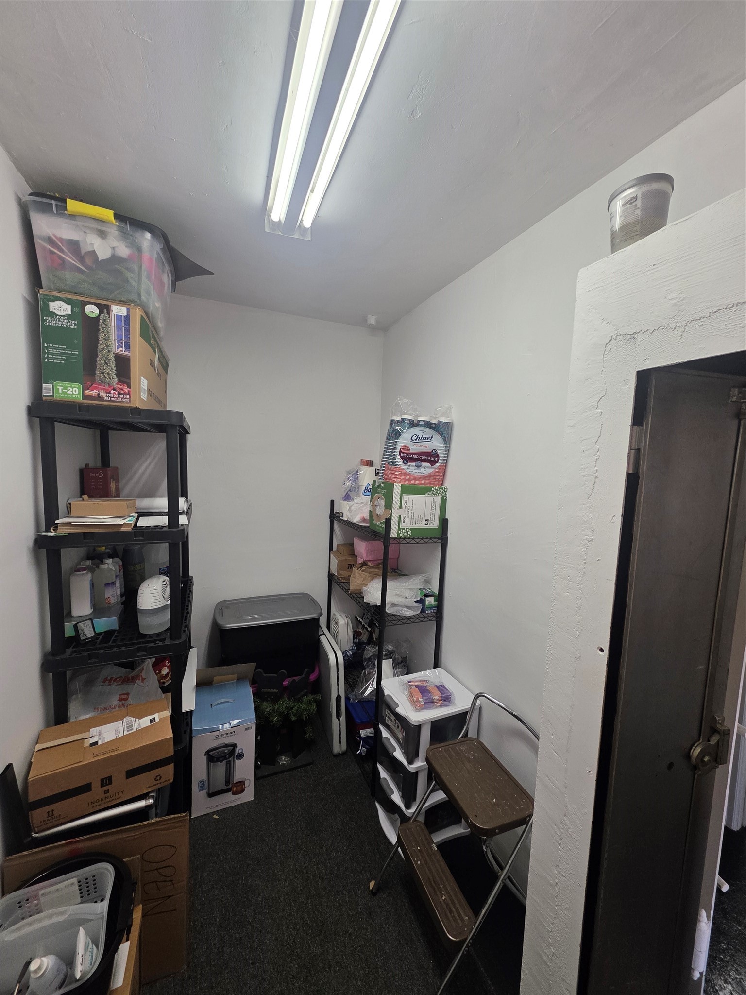 404 1st Street Property Photo 7