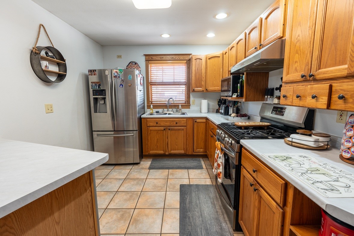 548 W Hudson Street Property Photo 8