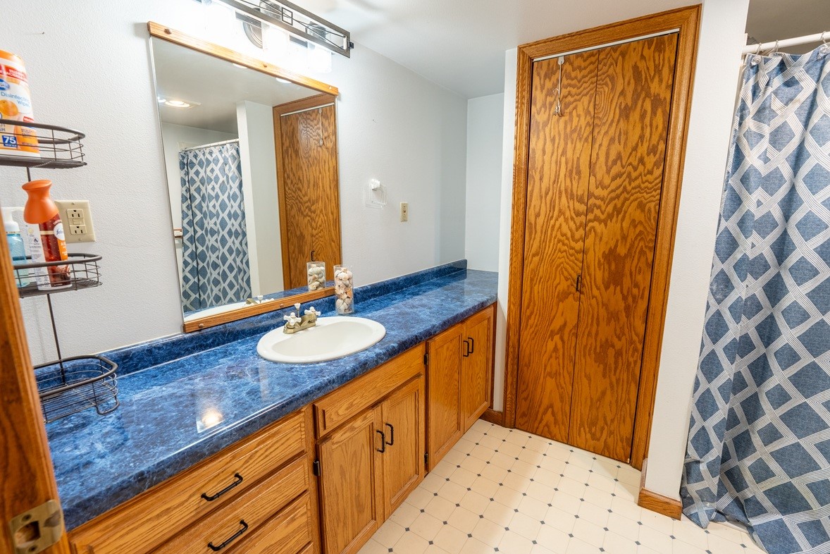 548 W Hudson Street Property Photo 18