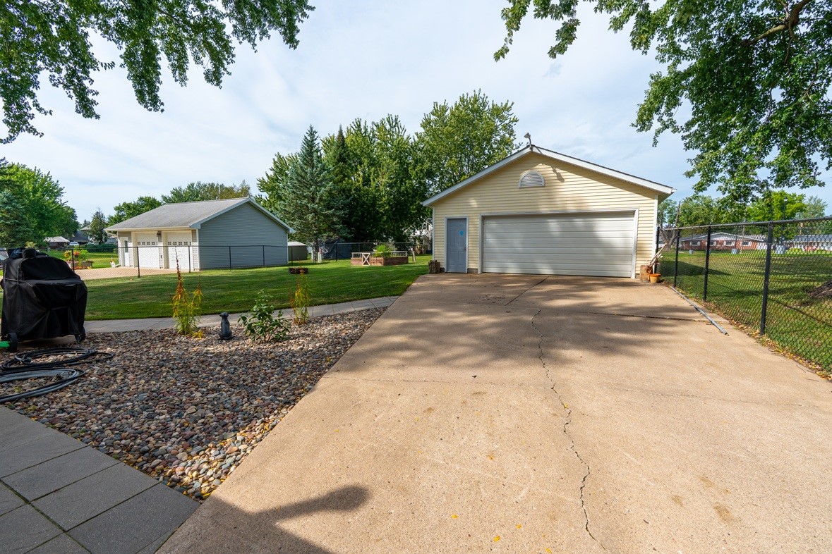 548 W Hudson Street Property Photo 36