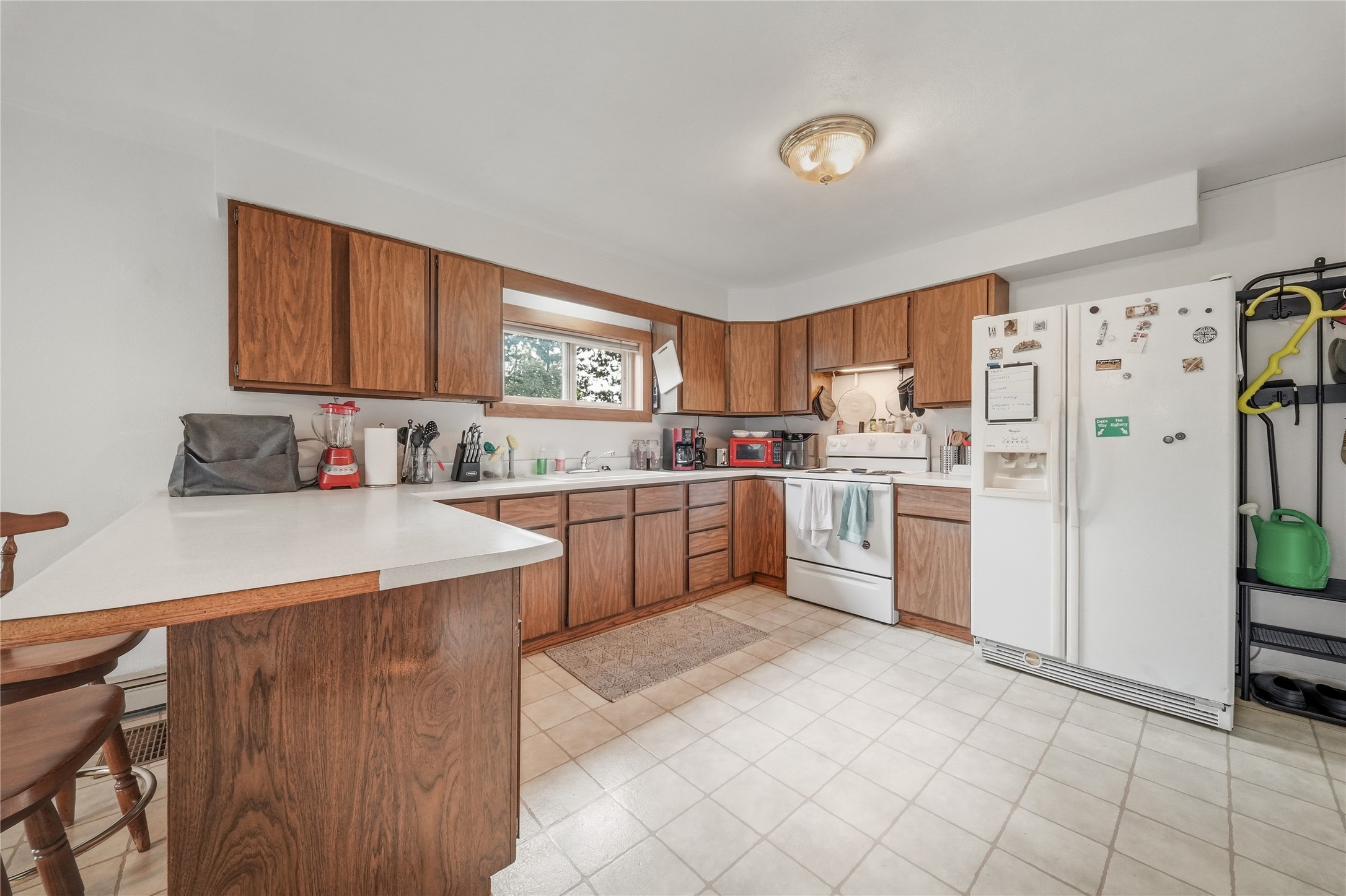 310 University Street Property Photo 4