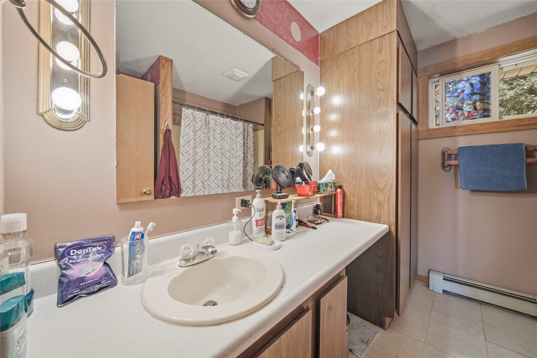 310 University Street Property Photo 10