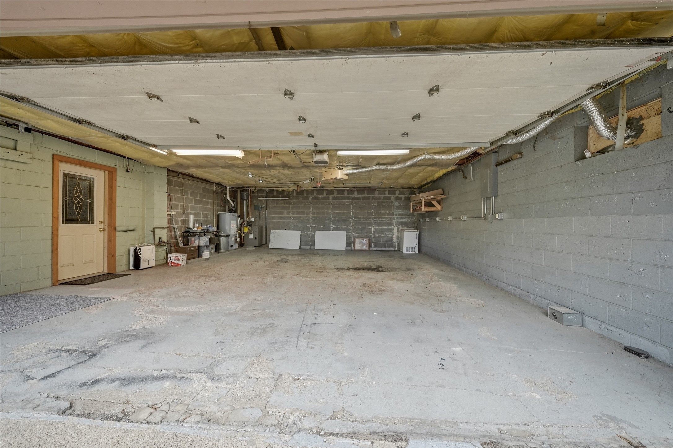 310 University Street Property Photo 40