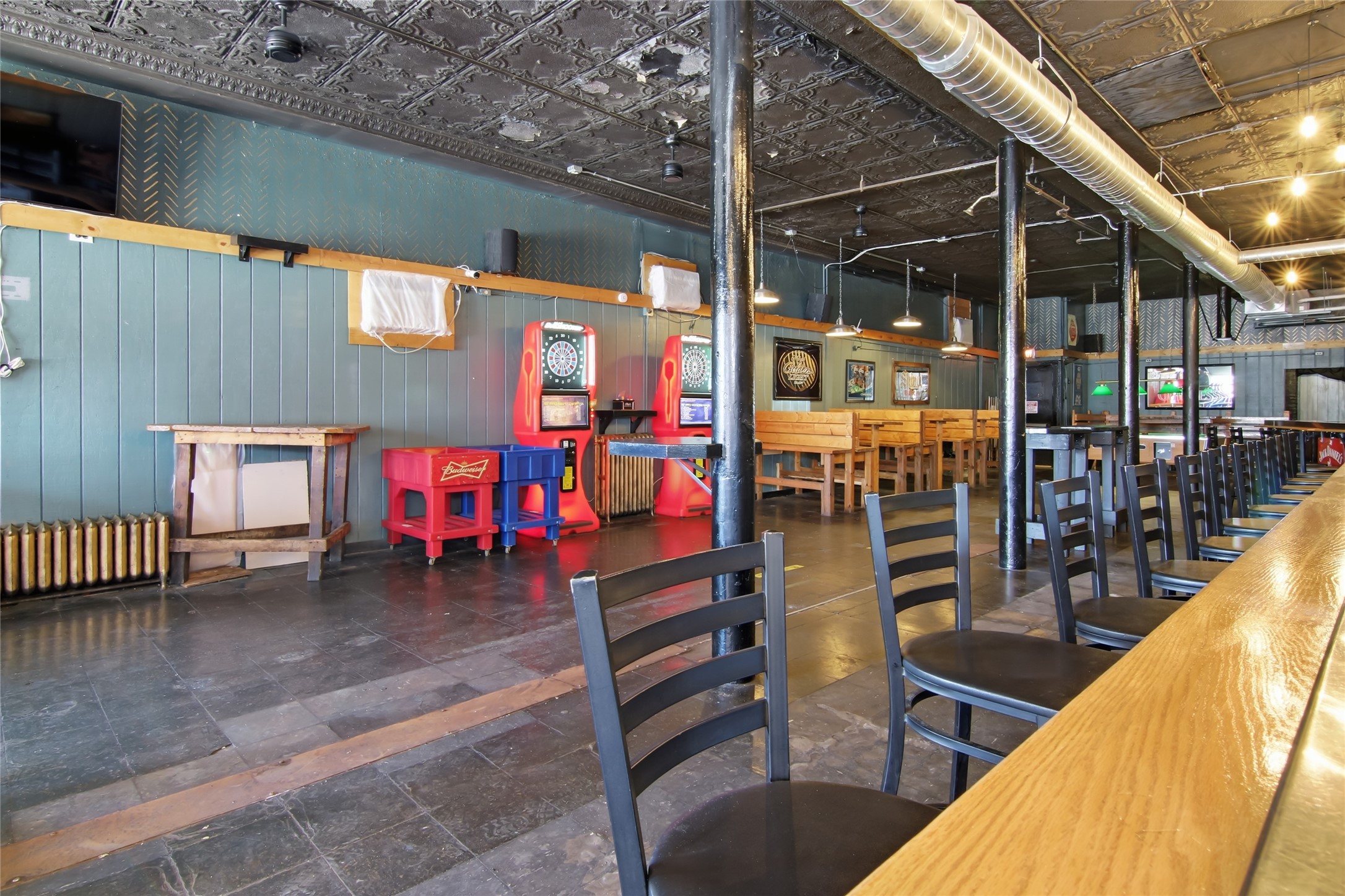 545 S Broadway Street Property Photo 4