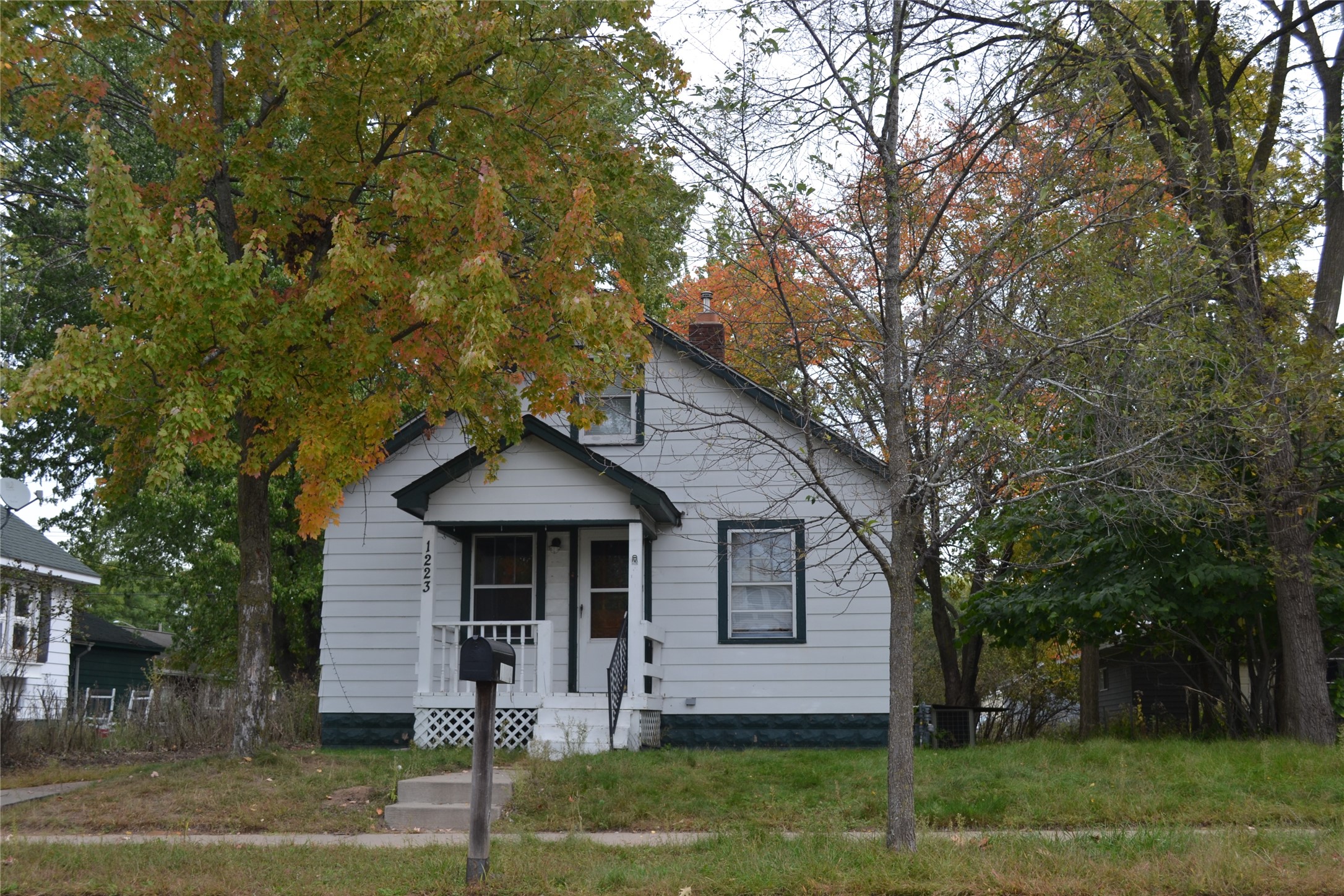 1223 Barron Street Property Photo 2