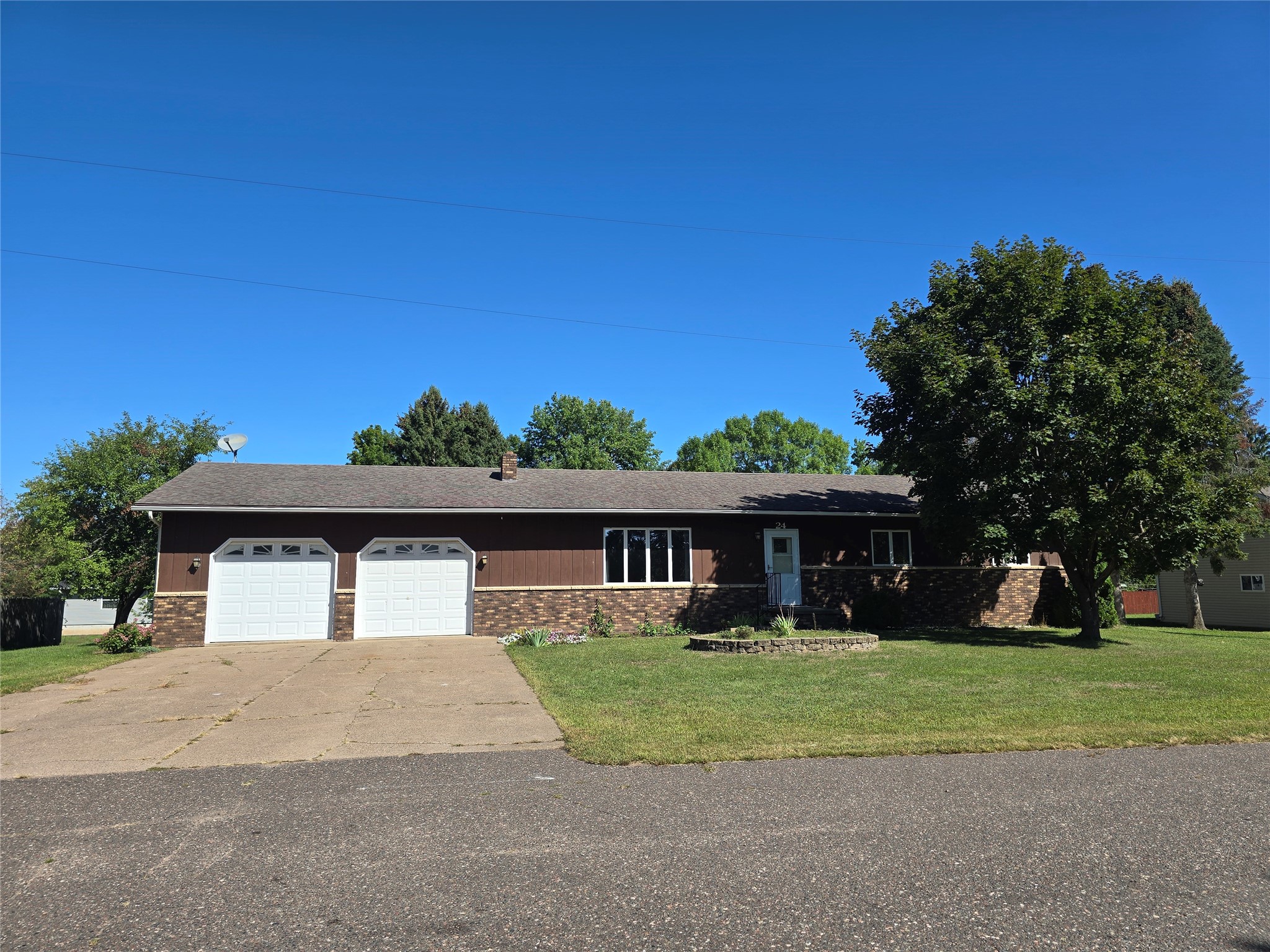 24 Bird Street Property Photo 2