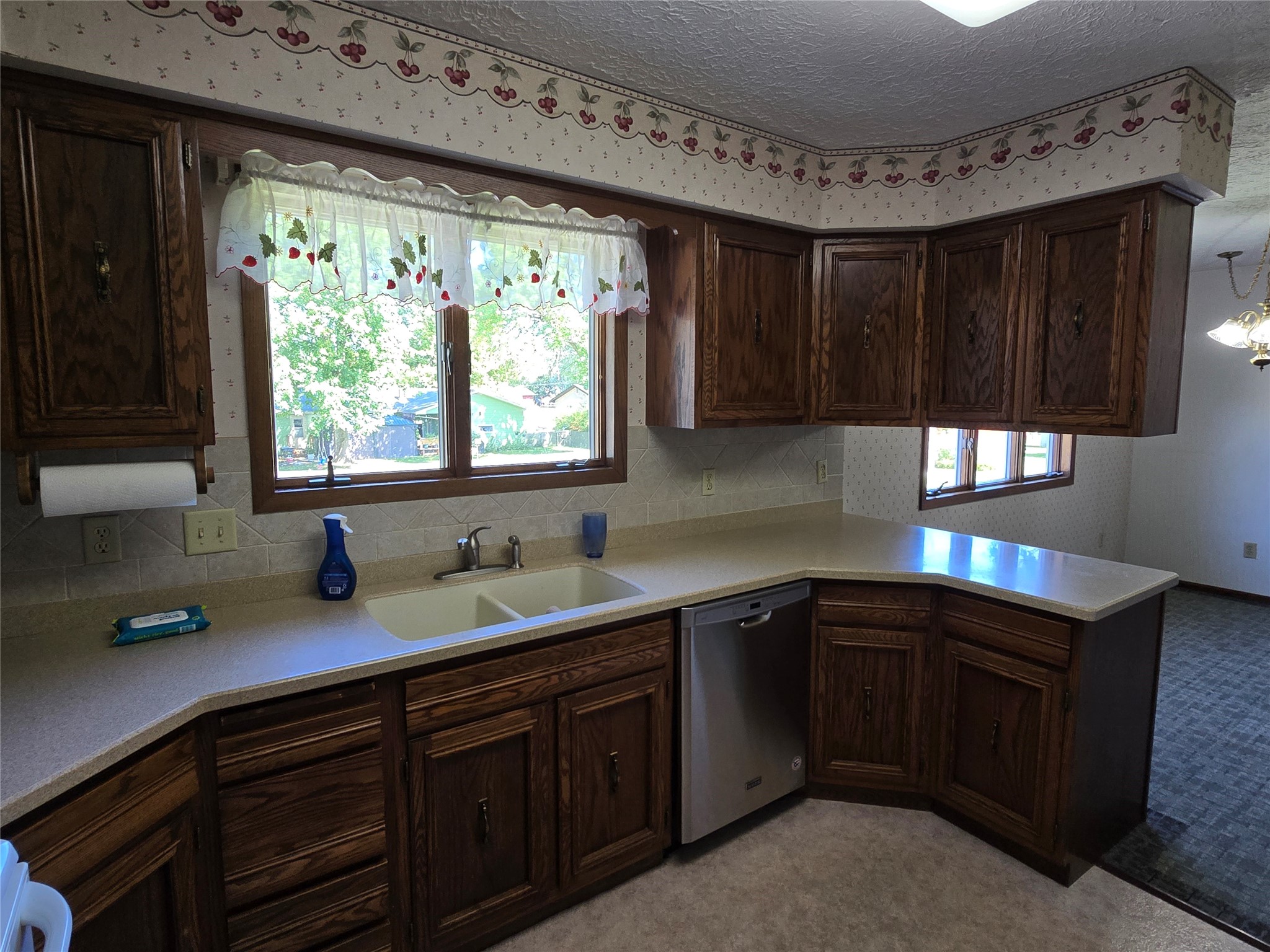 24 Bird Street Property Photo 13