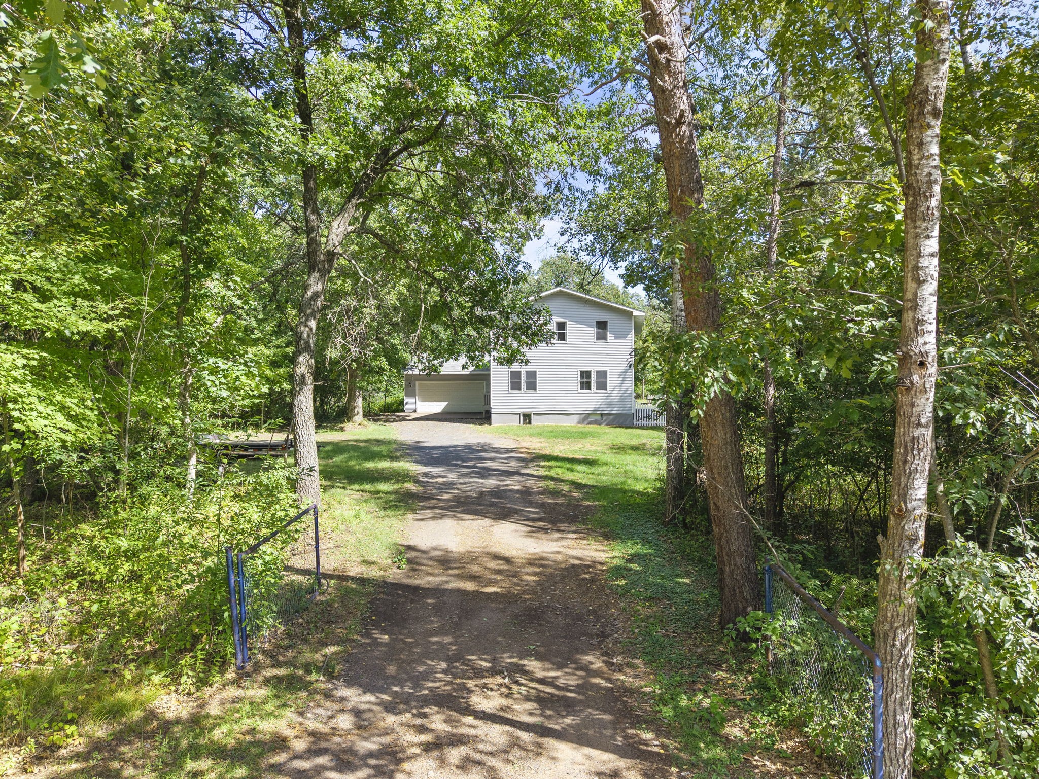2488 Sunny Acres Lane Property Photo 3